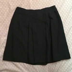 Pleated GAP skirt